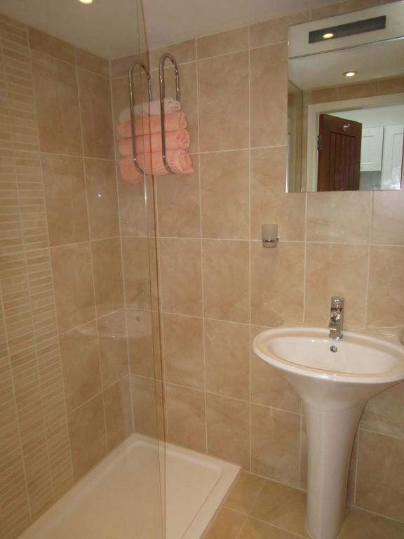 Watercress Barns Apartment Sittingbourne Exterior photo