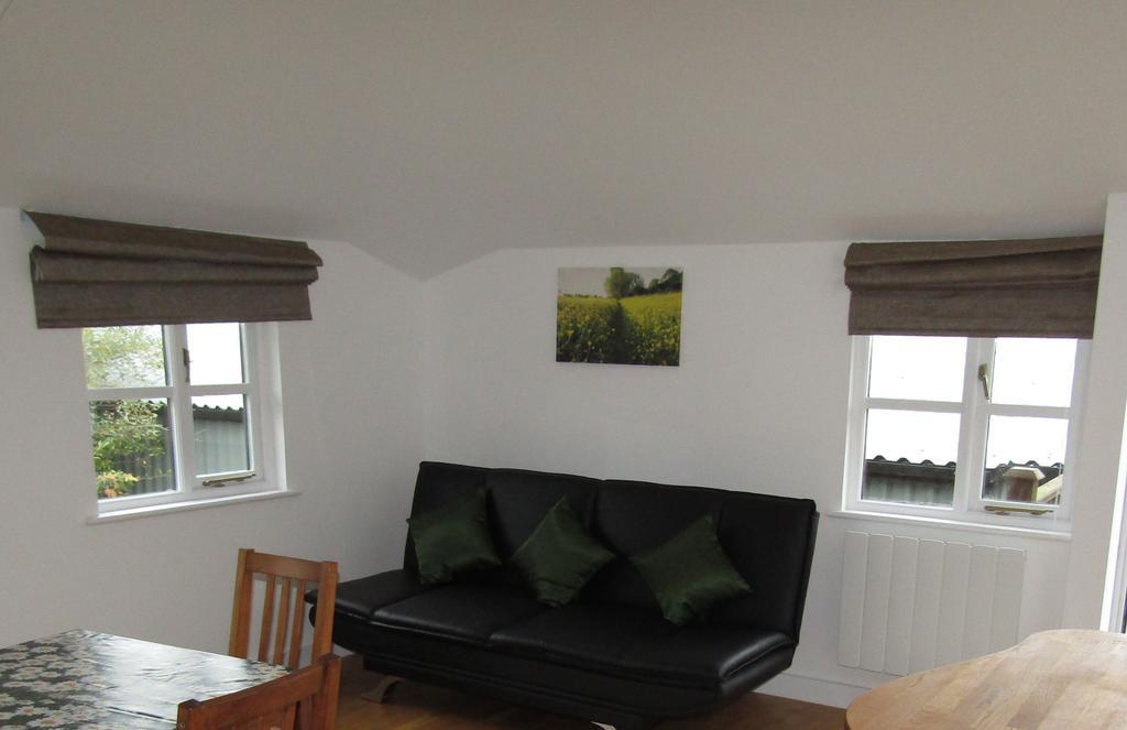 Watercress Barns Apartment Sittingbourne Exterior photo