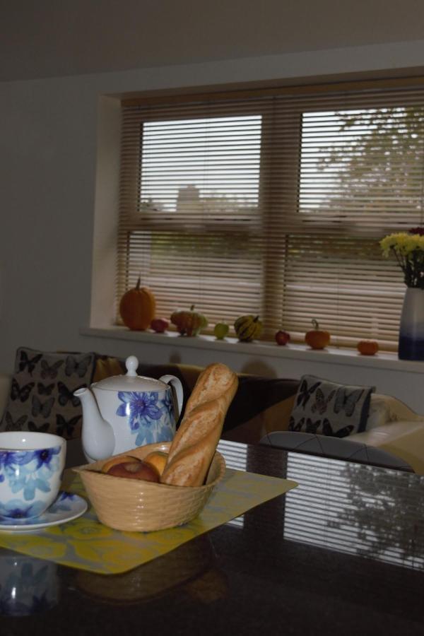 Watercress Barns Apartment Sittingbourne Exterior photo